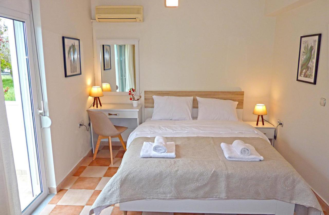 Panoramic Sea View Villa 4 Min To Beach Tigkaki  Bagian luar foto